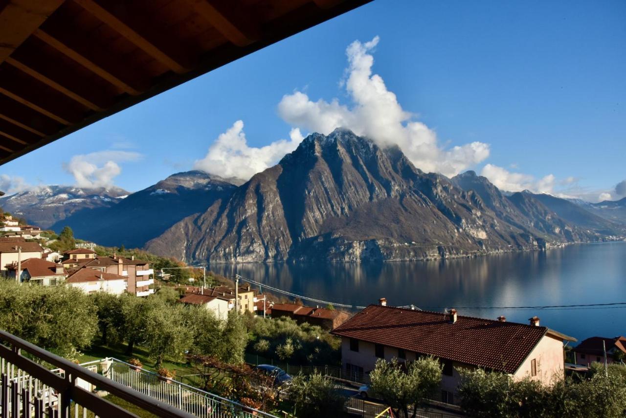 Appartement Casa Sissi à Riva di Solto Extérieur photo
